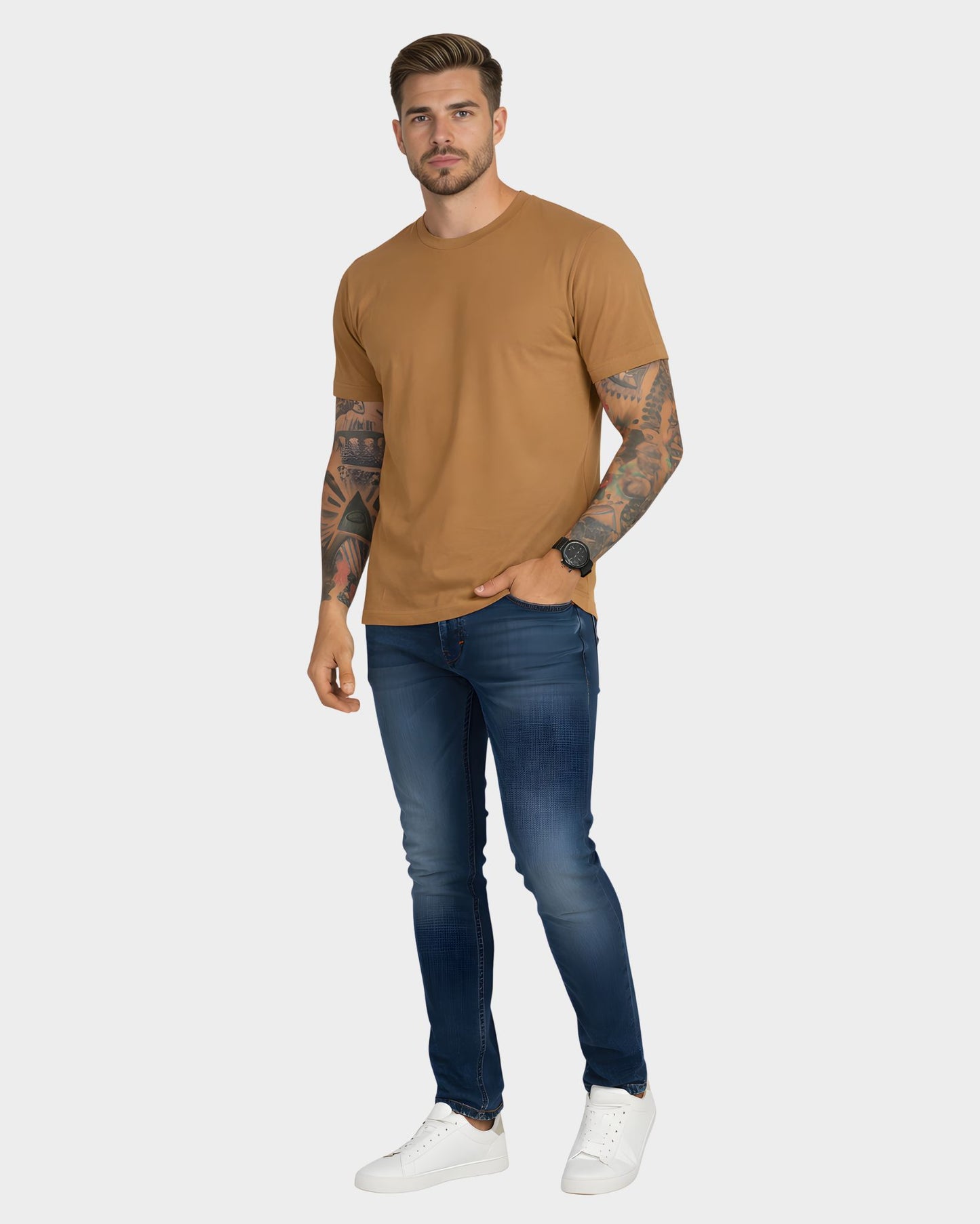 vista frontal del polo basico para hombre color camello en algodón 24/1