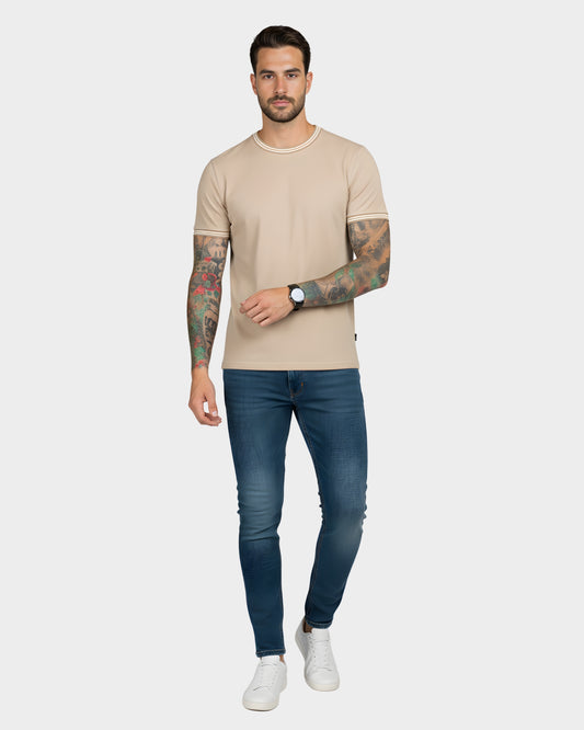 Polo con detalle cuello y mangas hombre negro piqué waffle ribete beige – Básicos 365