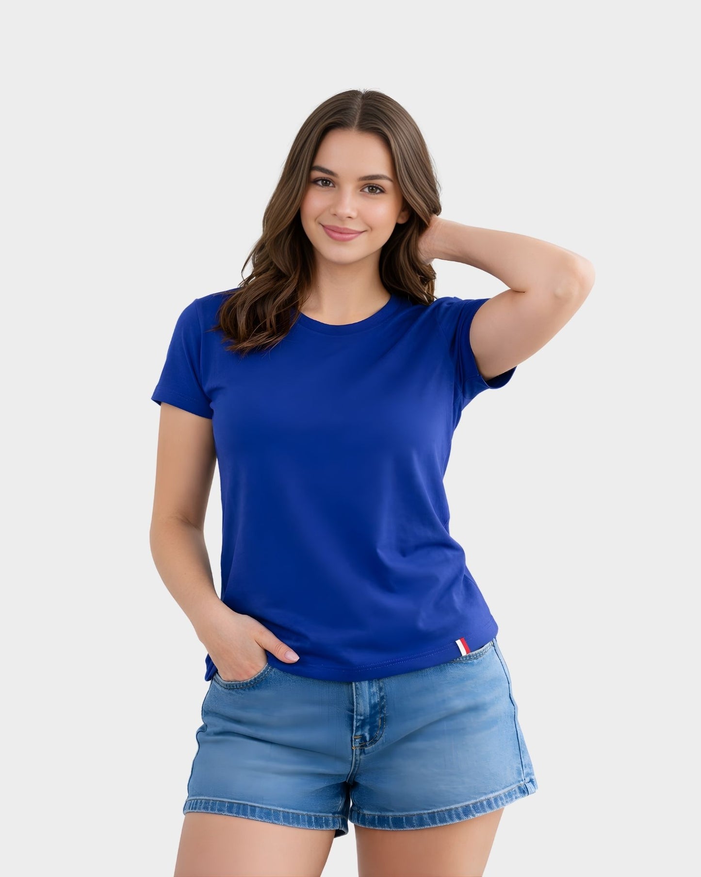 Vista frontal de polo básico mujer color acero cuello redondo en algodón 24/1