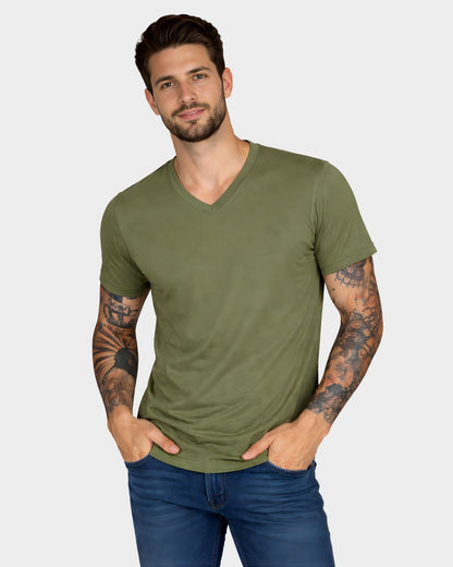 vista frontal del polo basico cuello v hombre color verde vintage en algodón 24/1